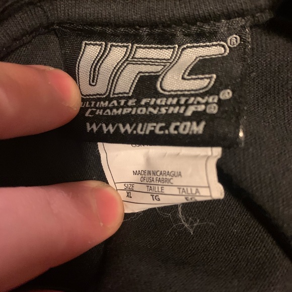 UFC 83 St. Pierre vs Serra Official Merchandise T-shirt - Picture 3 of 3